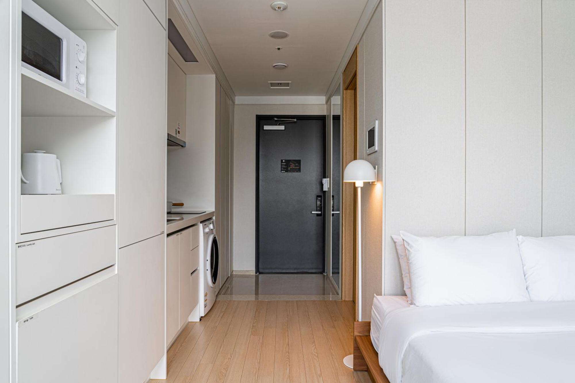Urbanstay Myeongdong Seoul Exterior photo
