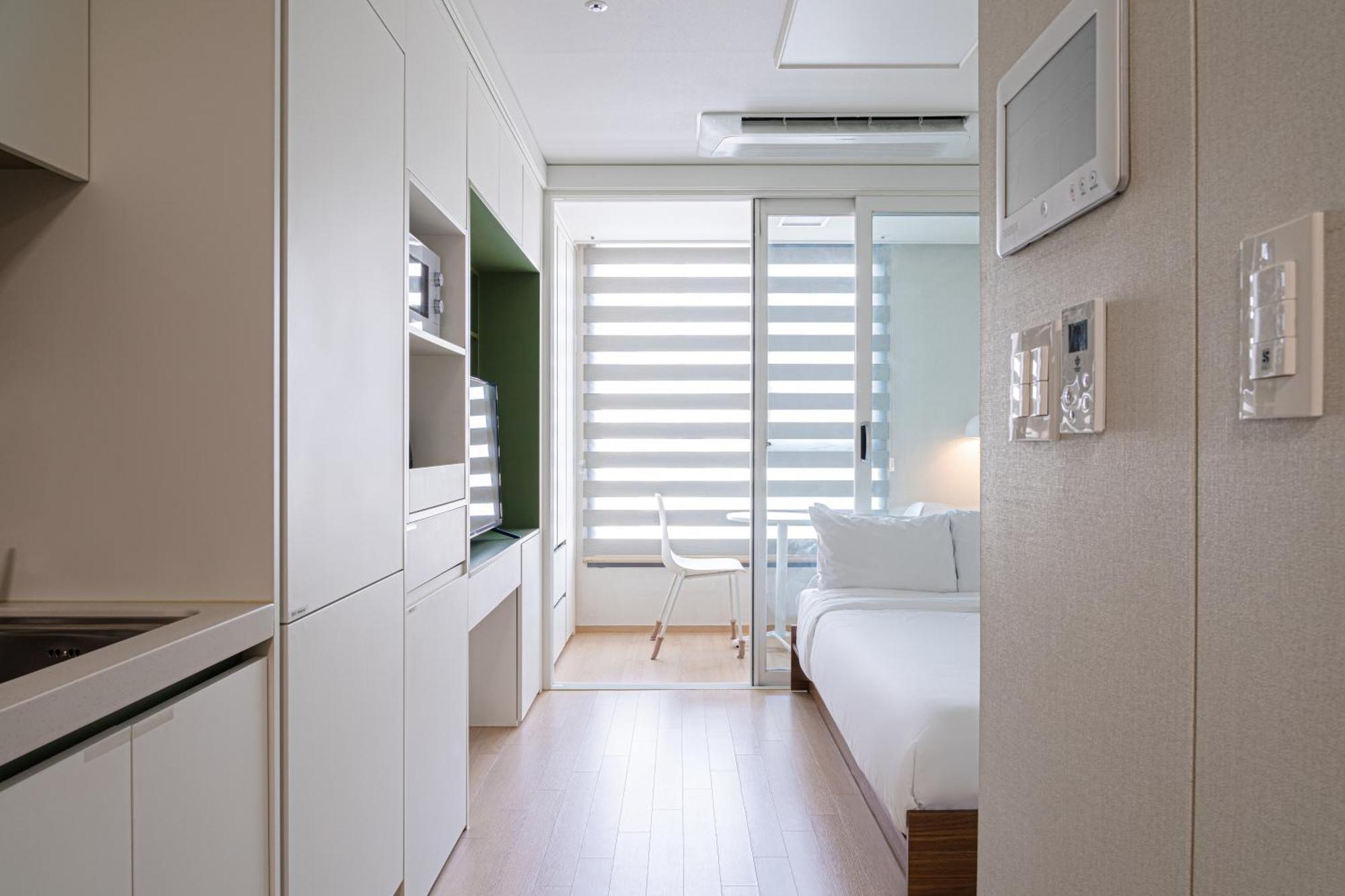 Urbanstay Myeongdong Seoul Exterior photo